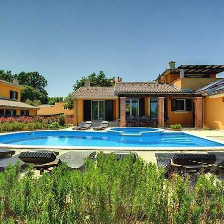 Villas Vea Histria Režanci Extérieur photo