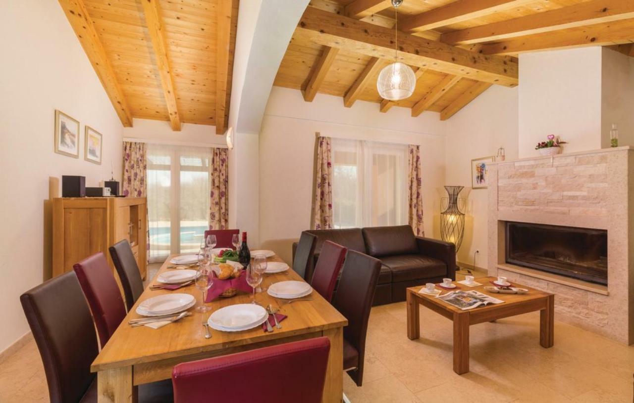 Villas Vea Histria Režanci Extérieur photo