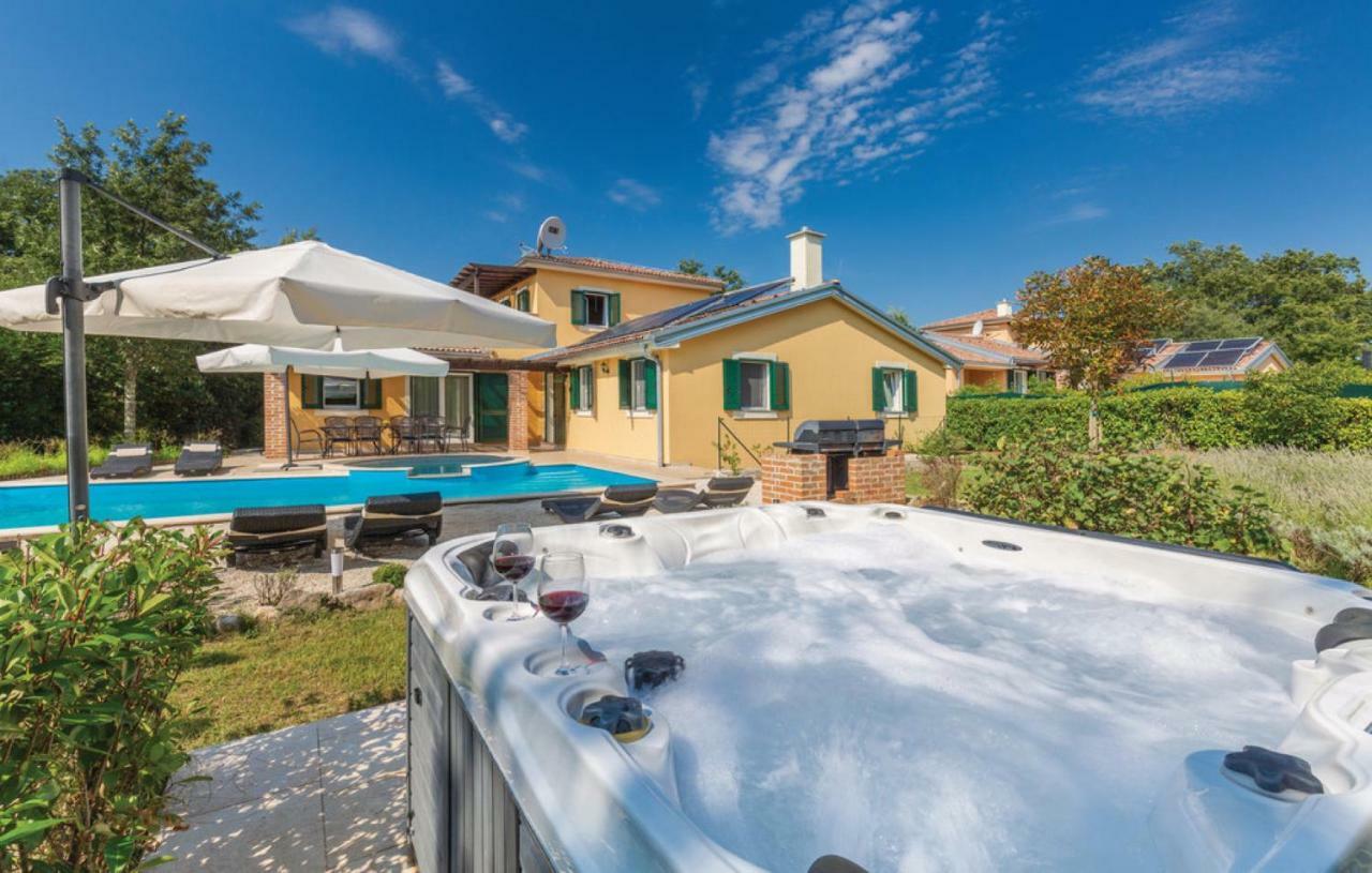 Villas Vea Histria Režanci Extérieur photo