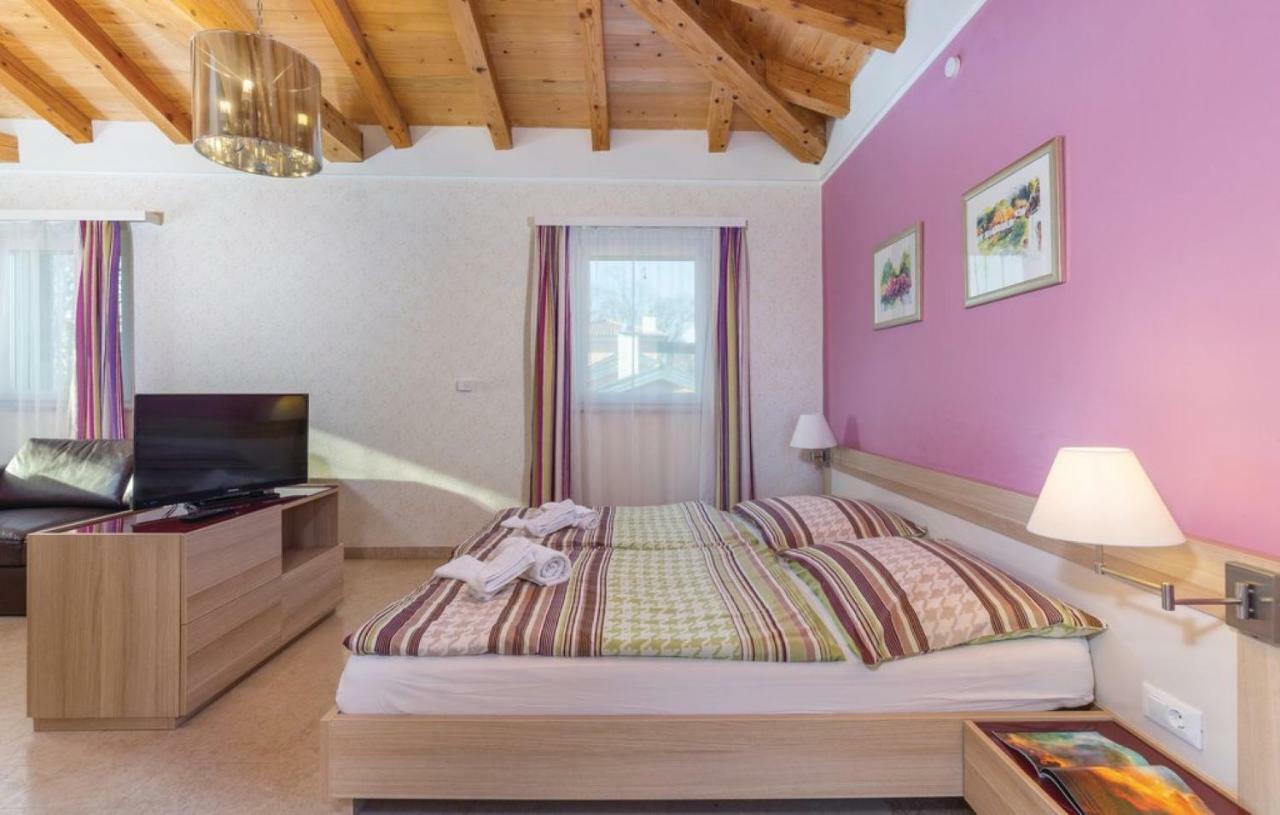 Villas Vea Histria Režanci Extérieur photo