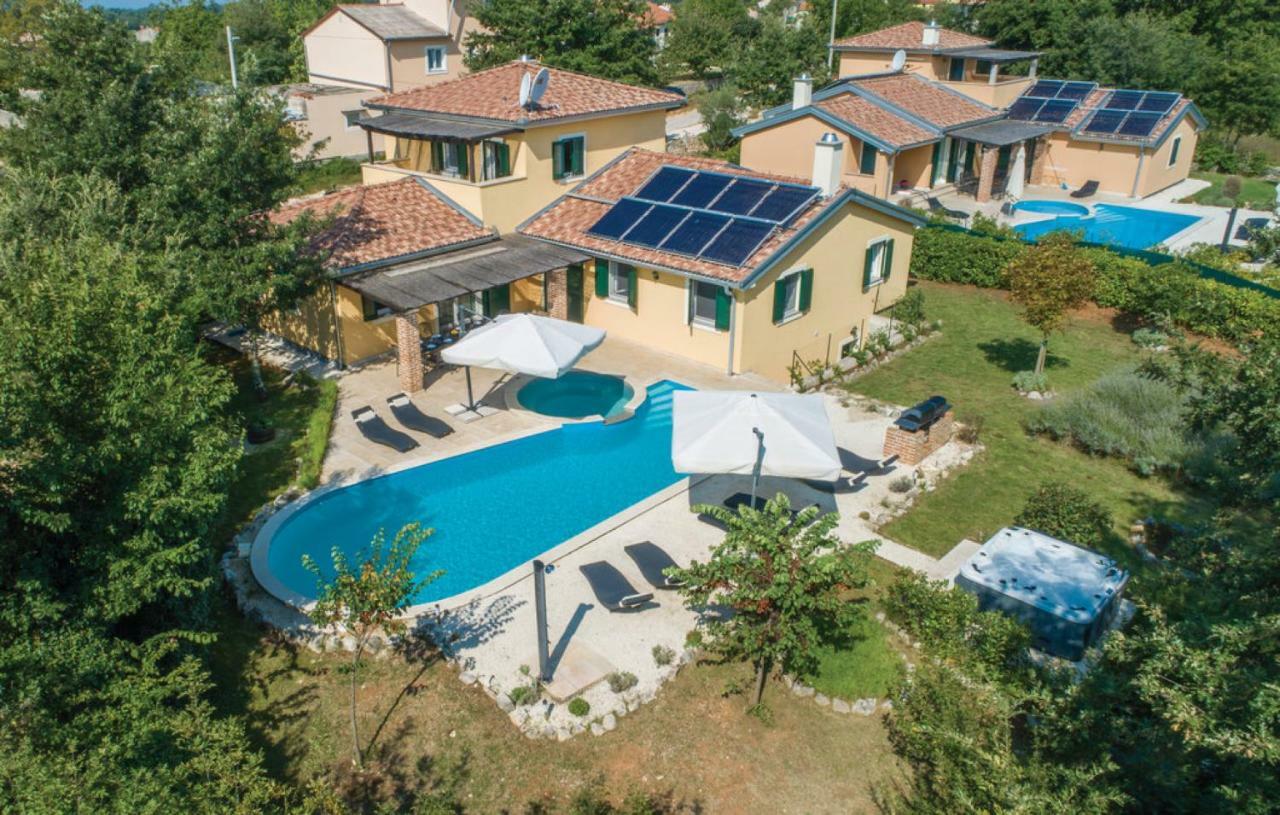 Villas Vea Histria Režanci Extérieur photo
